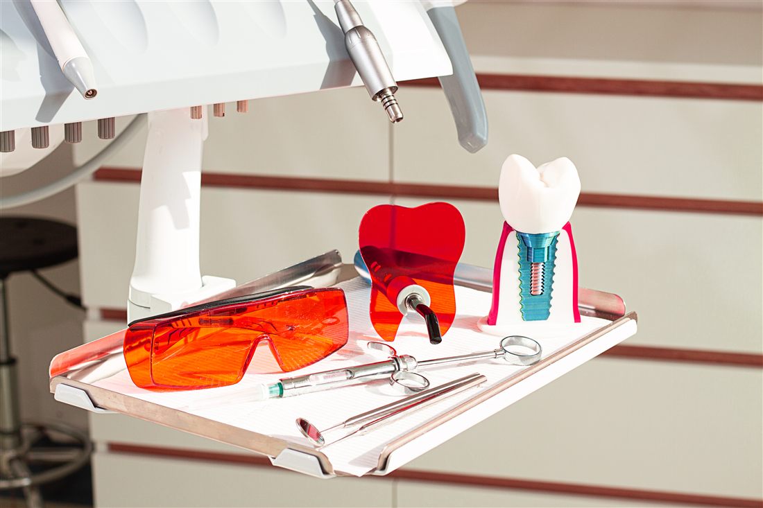 Dental & clinical accessories
